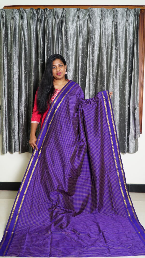Arani Violet Saree - Image 2