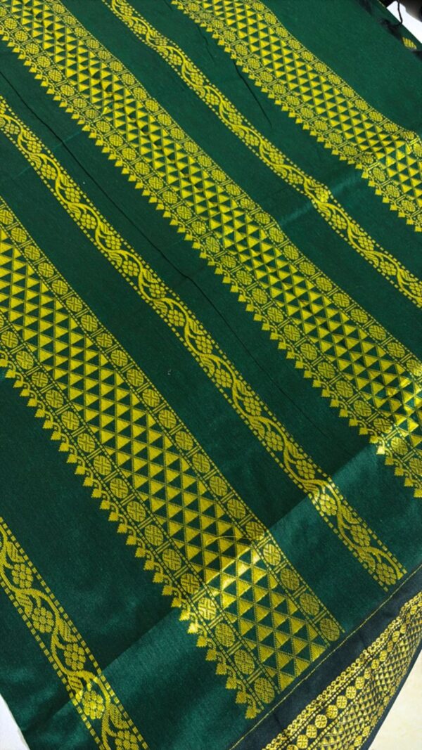 Kalyani cotton Green saree - Image 2