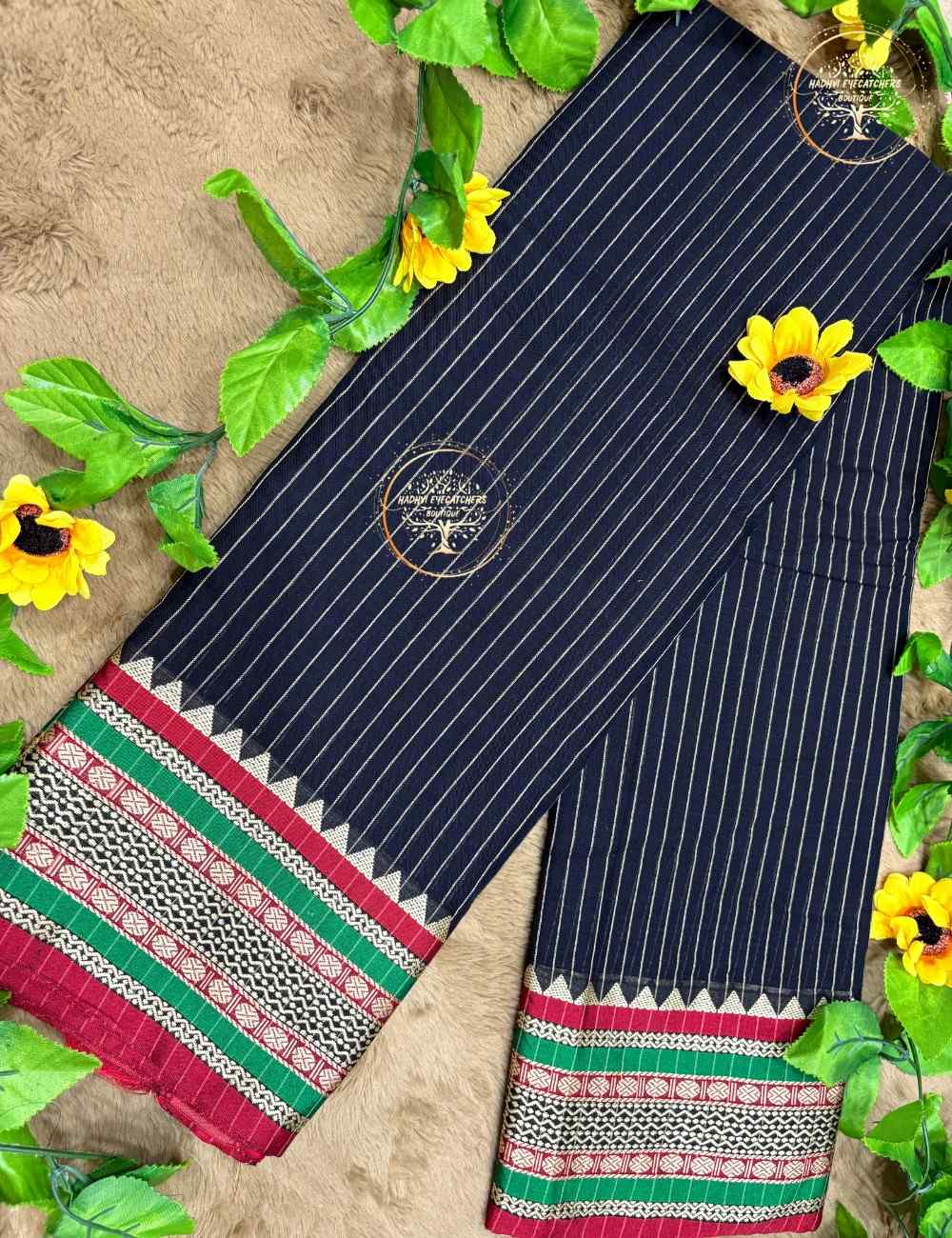 Mahima-Narayanpet Black Stripes Pure Cotton Handloom Saree - Image 2