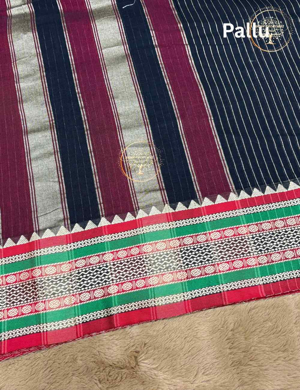 Mahima-Narayanpet Black Stripes Pure Cotton Handloom Saree - Image 3